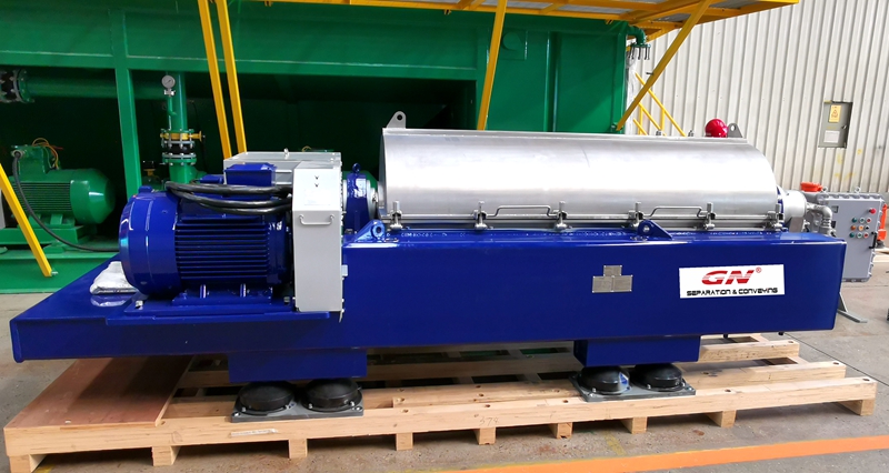 Decanter centrifuge